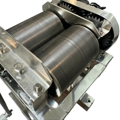 Quả Lu inox  máy thái bì heo bì lợn đa năng khung inox quả lô 90- dài 120mm thương hiệu NINH PHÁT