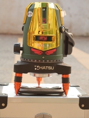 MÁY CÂN BẰNG LASER 5 TIA XANH HATSU HS -868 CÓ ĐIỀU KHIỂN TIA KÈM CHÂN