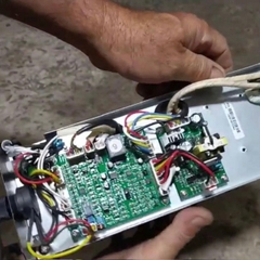 MÁY CẮT PLASMA 40A MEGATEC CUT-40S INVERTER 4.8KVA 220V/40A