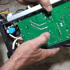 MÁY CẮT PLASMA 40A MEGATEC CUT-40S INVERTER 4.8KVA 220V/40A