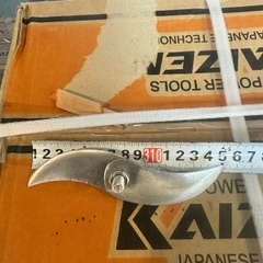 LƯỠI DAO XAY THỊT 2 CÁNH INOX 304 DÀNH CHO NỒI 16CM CHIỀU DÀI LƯỠI 14CM ĐÁY BẰNG LOẠI DÀY ĐẸP CÓ THỂ THÁO RA MÀI DŨA