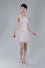 DAHLIA DRESS- Váy Hoa Cổ Vuông YMY Chất Liệu Vải Voan Phong Cách Nhẹ Nhàng, Nữ Tính (Y06OPS04)