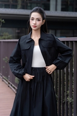 AMANDA TOP - Áo Khoác Ngắn Túi Hộp Chất Liệu Polyester Phong Cách Cá Tính, Hiện Đại (Y26JK02)