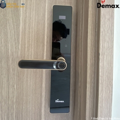 Khóa vân tay cửa gỗ Demax EL-C622 sở hữu thiết kế sang trọng, phù hợp với nhiều không gian nội thất