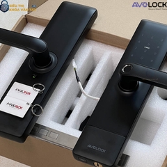 Avolock AV 63 là mẫu khóa thông minh phù hợp với nhiều loại cửa gỗ phổ biến hiện nay