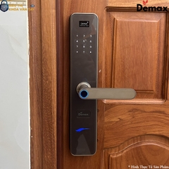 Thiết kế sang trọng, phù hợp lắp đặt cho cửa gỗ cao cấp, biệt thự, căn hộ và văn phòng