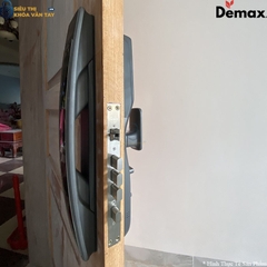 Sản phẩm tích hợp các phương thức mở khóa đa dạng: vân tay, mật khẩu, thẻ từ và chìa cơ dự phòng