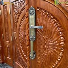 Thiết bị được tích hợp nhiều phương thức mở khóa như vân tay, thẻ từ, mã số, chìa cơ và app điện thoại.