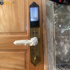 Sản phẩm tích hợp đầy đủ các phương thức mở khoá: vân tay, mã số, thẻ từ, chìa cơ và điều khiển qua app.