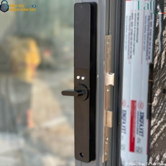 Khóa Vân Tay Cửa Nhôm Laffer XF93