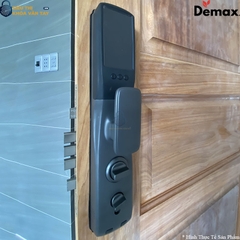 Sản phẩm tích hợp các phương thức mở khóa đa dạng: vân tay, mật khẩu, thẻ từ và chìa cơ dự phòng