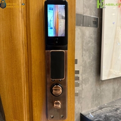 Sản phẩm hỗ trợ mở khóa bằng vân tay, mã số, thẻ từ và chìa cơ dự phòng