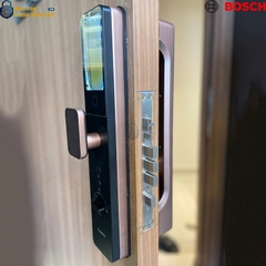 Khóa vân tay cửa gỗ Bosch.FU8 Plus