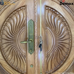 Thiết kế sang trọng, chất liệu cao cấp giúp Demax EL886 phù hợp với các không gian nội thất hoàng gia