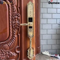 Lắp đặt khoá vân tay Demax EL986 giúp tăng tính thẩm mỹ cho cửa chính và bảo vệ ngôi nhà hiệu quả 24/7