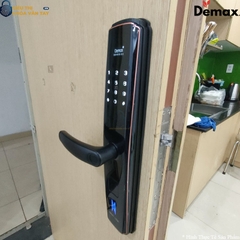 Sản phẩm hỗ trợ mở cửa bằng vân tay, mật khẩu, thẻ từ, chìa cơ và ứng dụng điện thoại