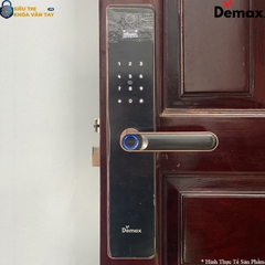 Khóa được chế tạo từ hợp kim cao cấp, có khả năng chống gỉ sét và chịu lực tốt