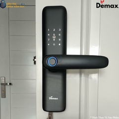 Khóa hỗ trợ 5 phương thức mở khóa: vân tay, mã số, thẻ từ, chìa cơ và điều khiển từ xa qua ứng dụng