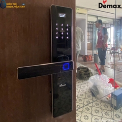 Hỗ trợ đa dạng phương thức mở khóa: vân tay, mật mã, thẻ từ, chìa cơ và qua điện thoại