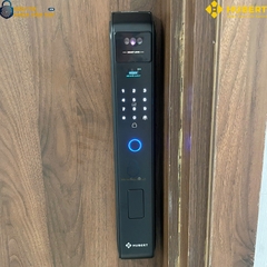 Với thiết kế hiện đại, khóa vân tay Hubert CG26F mang lại sự tiện lợi và bảo mật cao