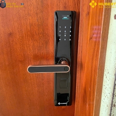 Khóa vân tay cửa gỗ Hubert CG60 GOLD bảo mật an toàn cho gia đình bạn