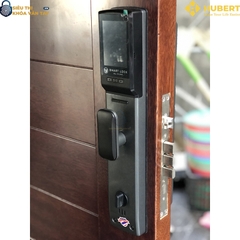 Khóa vân tay cửa gỗ Hubert CG69VF Black thông minh bảo mật