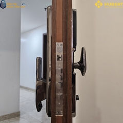 Khóa vân tay cửa gỗ Hubert CG77 thông minh bảo mật