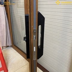 Khóa vân tay cửa nhôm Hubert CN79 BLACK giải pháp bảo vệ cửa nhôm hiệu quả