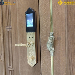 Khóa vân tay Hubert DSI8F EU GOLD 24K, thiết kế tinh tế và bảo mật vượt trội cho đại sảnh