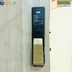 Khóa vân tay Giovani cửa gỗ GSL-K888BG màu đen vàng