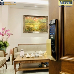 Khóa vân tay Giovani cửa gỗ GSL-K888BG màu đen vàng