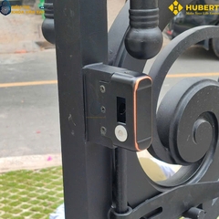 Khóa vân tay Hubert cửa cổng CC13 TITAN EU giá rẻ chất lượng
