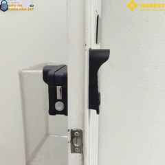 Khóa vân tay Hubert cửa cổng CC78 BLACK có độ bền cao và chống nước hiệu quả