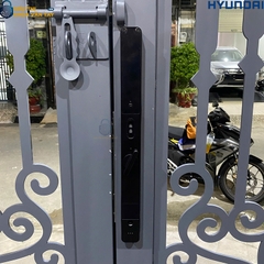 Hình ảnh lắp đặt Khóa cửa nhôm Hyundai HY-SLS005 Black