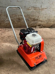 Máy Đầm Bàn 80kg Động Cơ Xăng 6.5HP