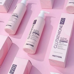 Kem dưỡng truyền trắng và chống nắng body (PRETTYSKIN GLUTATHIONE V10 ALPHA ARBUTIN BODY LOTION), dung tích: 250ml, dạng chai, hiệuPRETTYSKIN