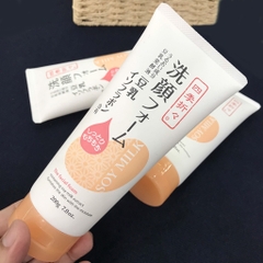 Sữa rửa mặt tinh chất đậu nành SHIKIORIORI Soy Milk facial foam 200g