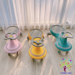 Xe lắc chòi chân Holla có đèn có nhạc HL-0250