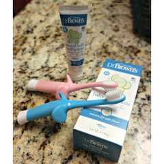 Combo Bàn Chải Đánh Răng & Kem Đánh Răng Vị Táo Cho Trẻ Từ 0-3 Tuổi Dr Brown's