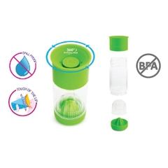CỐC 360 ĐỘ CHỐNG ĐỔ CÓ NGĂN ÉP TRÁI CÂY MUNCHKIN