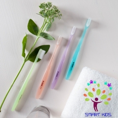 Bàn chải đánh răng cao cấp Kent Brushes Compact dành cho nữ