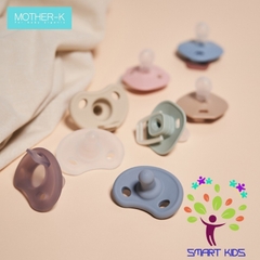 Ti Giả Silicone Nguyên Khối Mother-K Kèm Hộp đựng 0m+