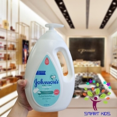 Sữa Tắm Johnson's Baby Cho Bé Từ Sữa Và Gạo Dưỡng Ẩm Johnson's Baby Milk + Rice Baby Bath
