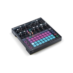 Novation Circuit Mono Station Paraphonic Synthesizer With Three Sequencer