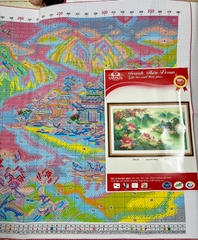 Tranh thêu kín Hoa Sen tinh khiết VS9137, kích thước 58 x 98 cm