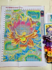 Tranh thêu kín Hoa sen màu tím 6562, kích thước 50 x 62 cm