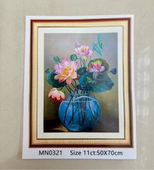 Tranh thêu kín Bình hoa sen MN0321, kích thước 50 x 70 cm