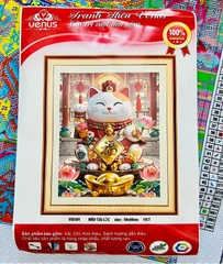 TRANH THÊU KÍN BÉ MÈO CHIÊU TÀI VS8301, KÍCH THƯỚC 50 x 60 cm