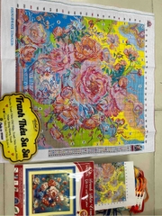 Tranh bình hoa mẫu đơn rực rỡ VS8090, kích thước 60x60 cm