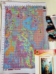 TRANH THÊU KÍN BÉ MÈO DỄ THƯƠNG H242, KÍCH THƯỚC 50 X 76 CM